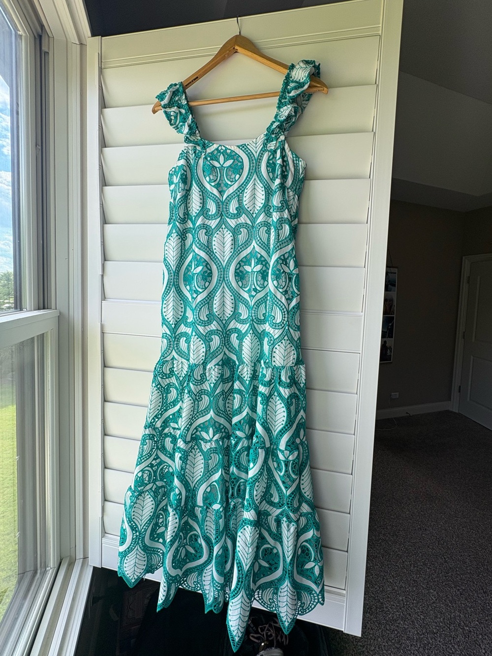 Green Embroidered Ruffle Strap Midi Dress size XS BYFL-LIFE